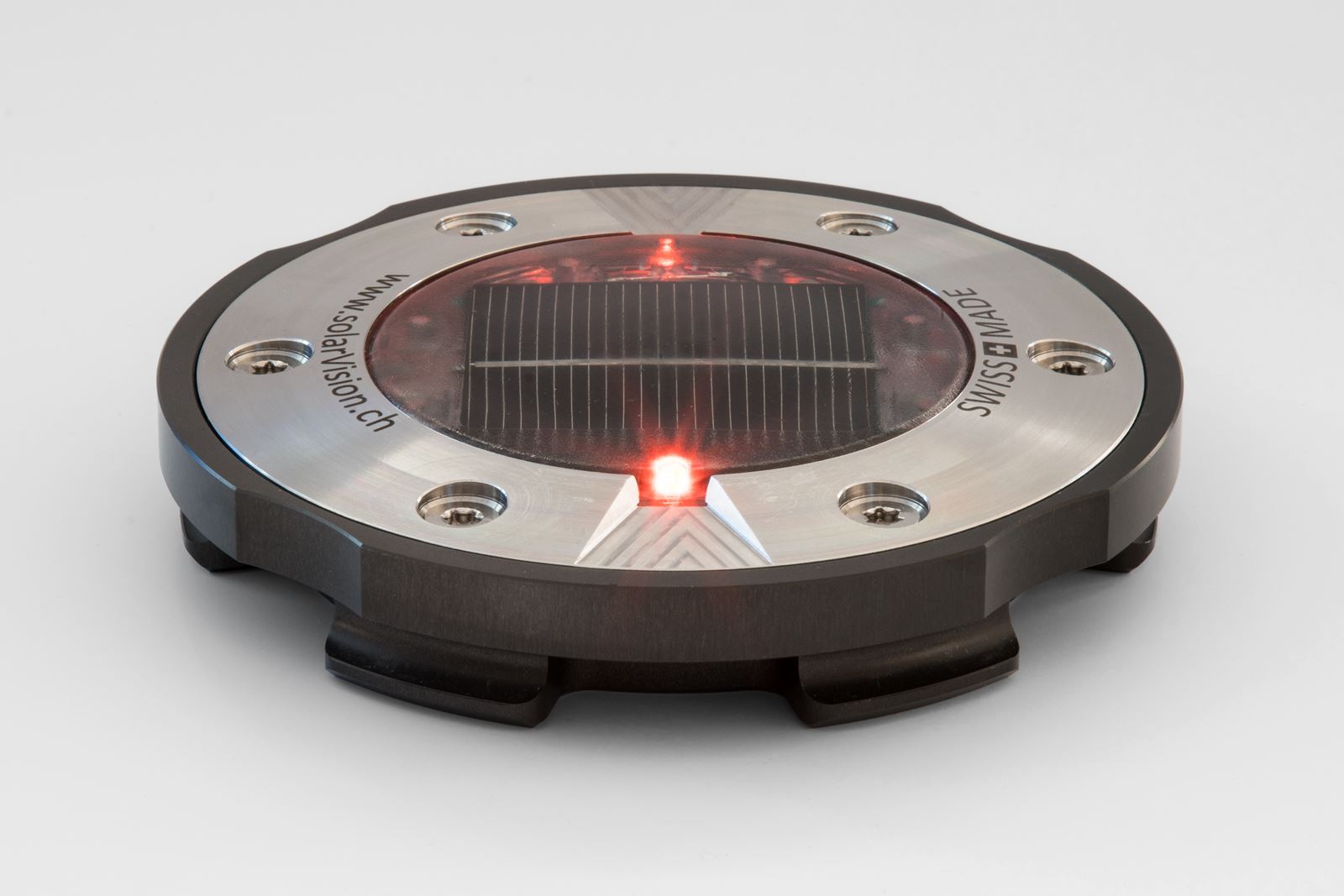High performance solar road stud in Swiss Quality