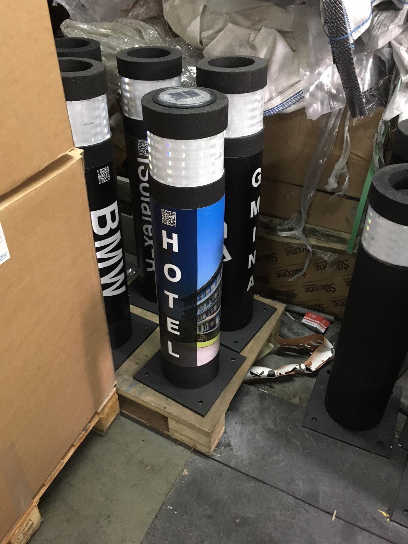 LED lighted safety street pole